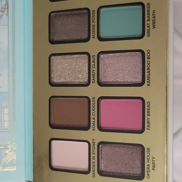 Too Faced Christmas in Sydney - Picture 2 of 4